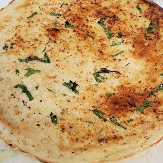 Gluten Free Vegan Garlic Naan.